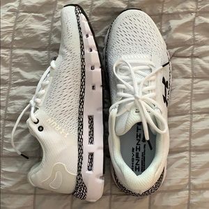 Women’s HOVR Infinite Under Armor Sneaker